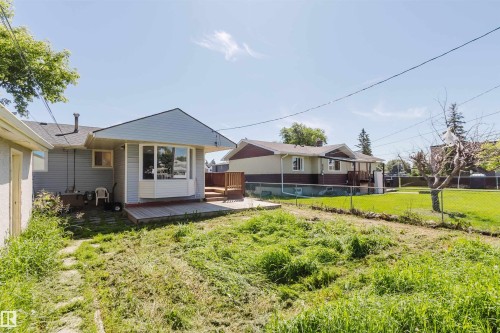 9606 163 Street Nw, Edmonton, AB - Outdoor