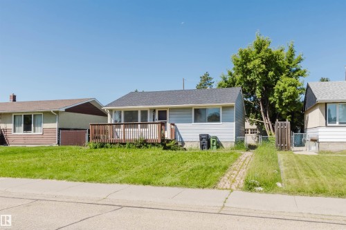 9606 163 Street Nw, Edmonton, AB - Outdoor