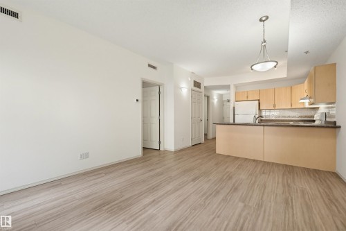 #102 11103 84 Av Nw, Edmonton, AB 