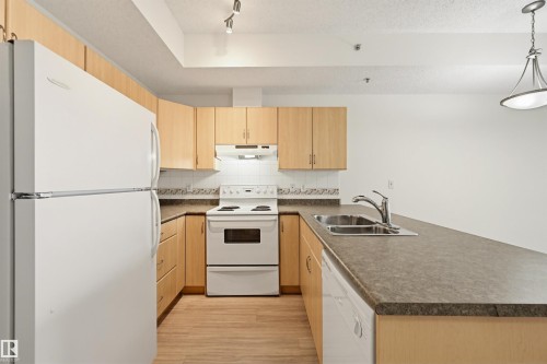 #102 11103 84 Av Nw, Edmonton, AB 