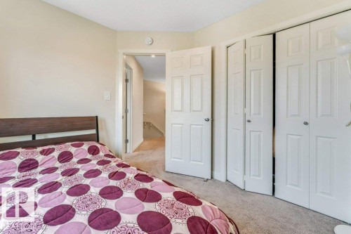 5315 22 Avenue Sw, Edmonton, AB - Indoor Photo Showing Bedroom