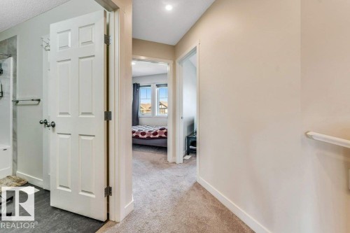 5315 22 Avenue Sw, Edmonton, AB - Indoor Photo Showing Other Room