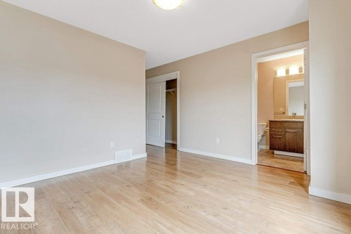 #1 655 Watt Bv Sw, Edmonton, AB - Indoor Photo Showing Other Room