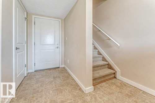 #1 655 Watt Bv Sw, Edmonton, AB - Indoor Photo Showing Other Room
