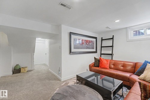 12131 126 Street Nw, Edmonton, AB - Indoor
