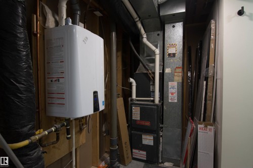 71 Amberly Crest Nw, Edmonton, AB - Indoor Photo Showing Basement