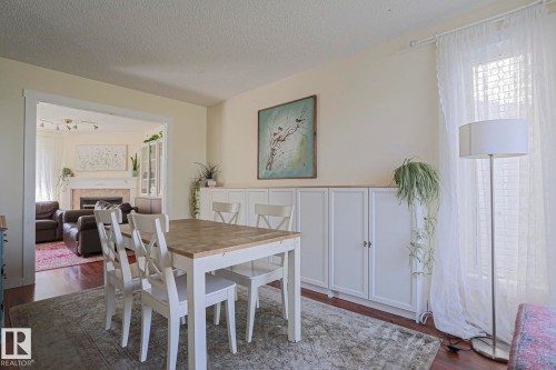 16 La Costa Fairway Close, Stony Plain, AB - Indoor Photo Showing Dining Room