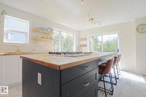 16 La Costa Fairway Close, Stony Plain, AB - Indoor