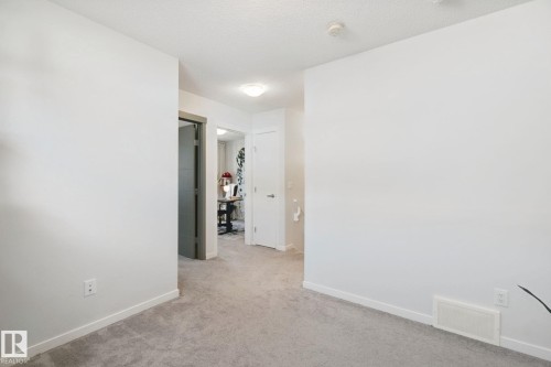 1298 Mcconachie Boulevard Nw, Edmonton, AB - Indoor Photo Showing Other Room