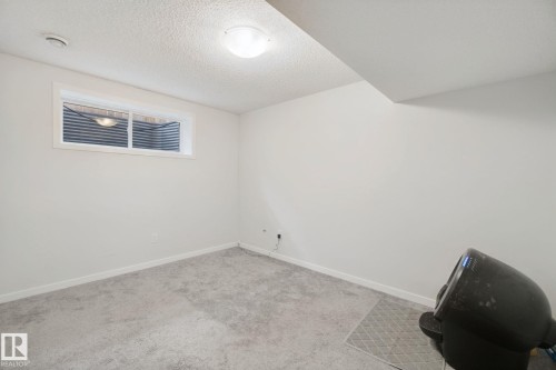 1298 Mcconachie Boulevard Nw, Edmonton, AB - Indoor Photo Showing Other Room