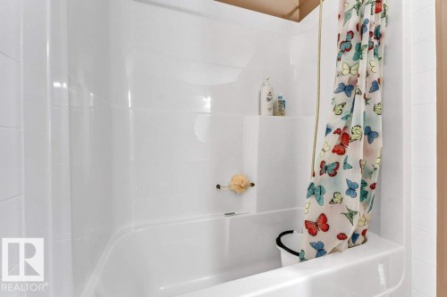 #404 3425 19 St Nw, Edmonton, AB - Indoor Photo Showing Bathroom