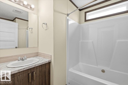 1409 Twp Rd 502, Rural Leduc County, AB - Indoor Photo Showing Bathroom