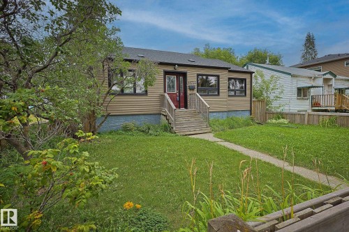 11739 129 Street NW  Edmonton, AB T5M 0Y8