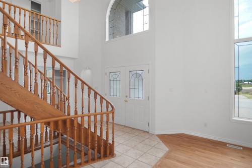 15507 91 Street Nw, Edmonton, AB - Indoor Photo Showing Other Room