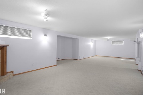 15507 91 Street Nw, Edmonton, AB - Indoor