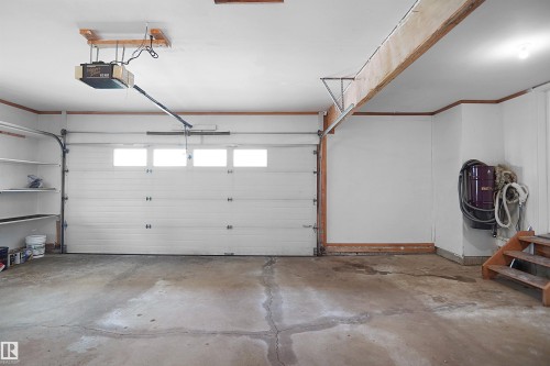 15507 91 Street Nw, Edmonton, AB - Indoor Photo Showing Garage