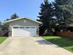 2403 81 Street NW  Edmonton, AB T6K 3L5