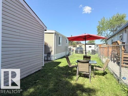 19 Oak Ridge Drive Northwest, Edmonton, AB - Outdoor With Exterior