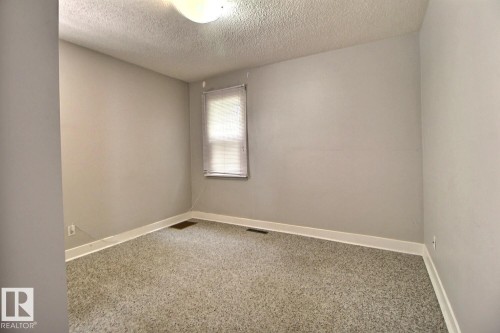 11626 87 Street Nw, Edmonton, AB - Indoor Photo Showing Other Room
