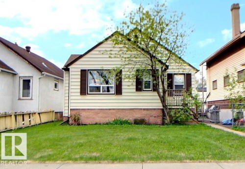 11626 87 Street Nw, Edmonton, AB - Outdoor