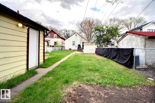 11626 87 Street Nw, Edmonton, AB - Outdoor