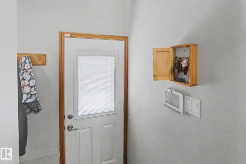 Additional content - 4323 114B Street Nw, Edmonton, AB - Indoor Photo Showing Other Room