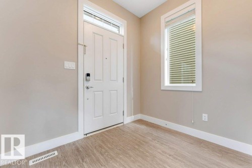 2122 24 Street Nw, Edmonton, AB - Indoor Photo Showing Other Room