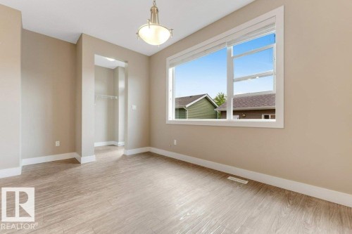 2122 24 Street Nw, Edmonton, AB - Indoor Photo Showing Other Room
