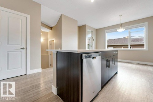 2122 24 Street Nw, Edmonton, AB - Indoor Photo Showing Kitchen