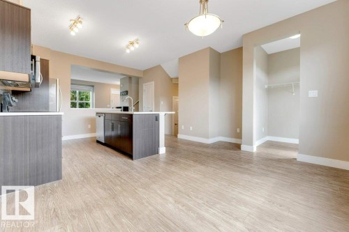 2122 24 Street Nw, Edmonton, AB - Indoor Photo Showing Kitchen