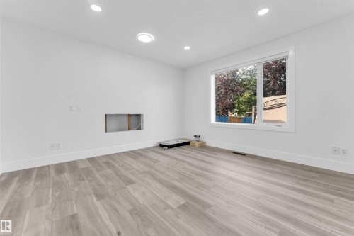 336 Wild Rose Way Nw, Edmonton, AB - Indoor