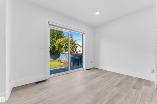 336 Wild Rose Way Nw, Edmonton, AB - Indoor Photo Showing Other Room
