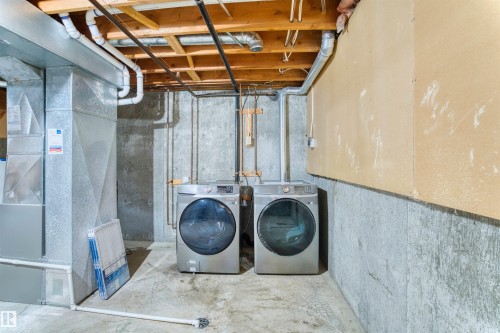 117 Tudor Lane Nw, Edmonton, AB - Indoor Photo Showing Laundry Room