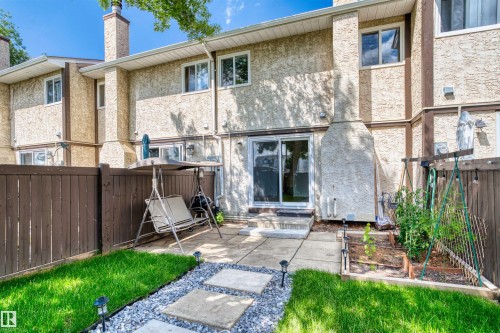 117 Tudor Lane Nw, Edmonton, AB - Outdoor