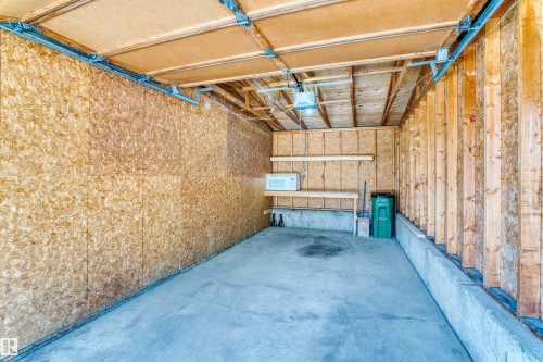 117 Tudor Lane Nw, Edmonton, AB - Indoor