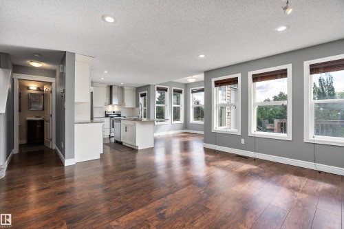1103 115 Street Sw, Edmonton, AB - Indoor