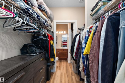 1103 115 Street Sw, Edmonton, AB - Indoor With Storage