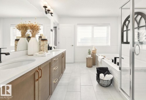 111 Stiles Bend, Leduc, AB - Indoor Photo Showing Bathroom