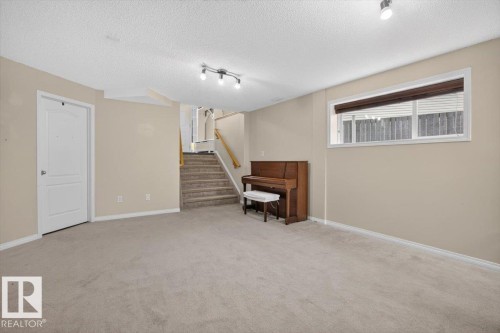 31 Haney Landing, Spruce Grove, AB - Indoor Photo Showing Other Room