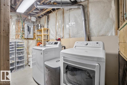 31 Haney Landing, Spruce Grove, AB - Indoor Photo Showing Laundry Room