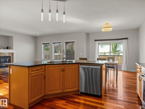 4704 160 Avenue Nw, Edmonton, AB - Indoor Photo Showing Kitchen
