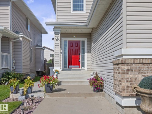4704 160 Avenue Nw, Edmonton, AB - Outdoor With Exterior