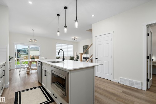 13007 213 Street Nw, Edmonton, AB - Indoor Photo Showing Kitchen With Upgraded Kitchen