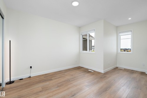 13007 213 Street Nw, Edmonton, AB - Indoor Photo Showing Other Room