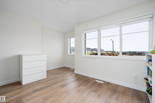 13007 213 Street Nw, Edmonton, AB - Indoor Photo Showing Other Room