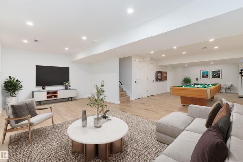 13007 213 Street Nw, Edmonton, AB - Indoor