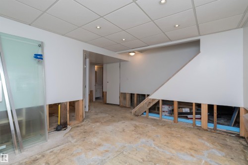 10941 150 Street Nw, Edmonton, AB - Indoor Photo Showing Other Room