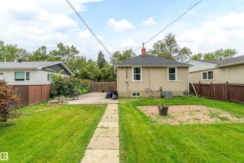 10941 150 Street Nw, Edmonton, AB - Outdoor