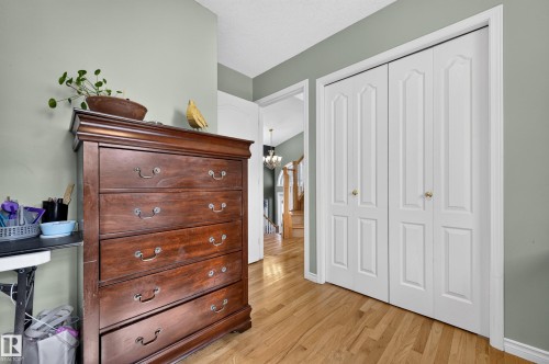 29 Second Avenue, Ardrossan, AB - Indoor