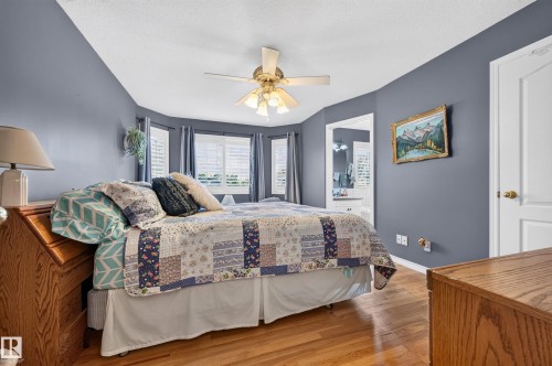29 Second Avenue, Ardrossan, AB - Indoor Photo Showing Bedroom